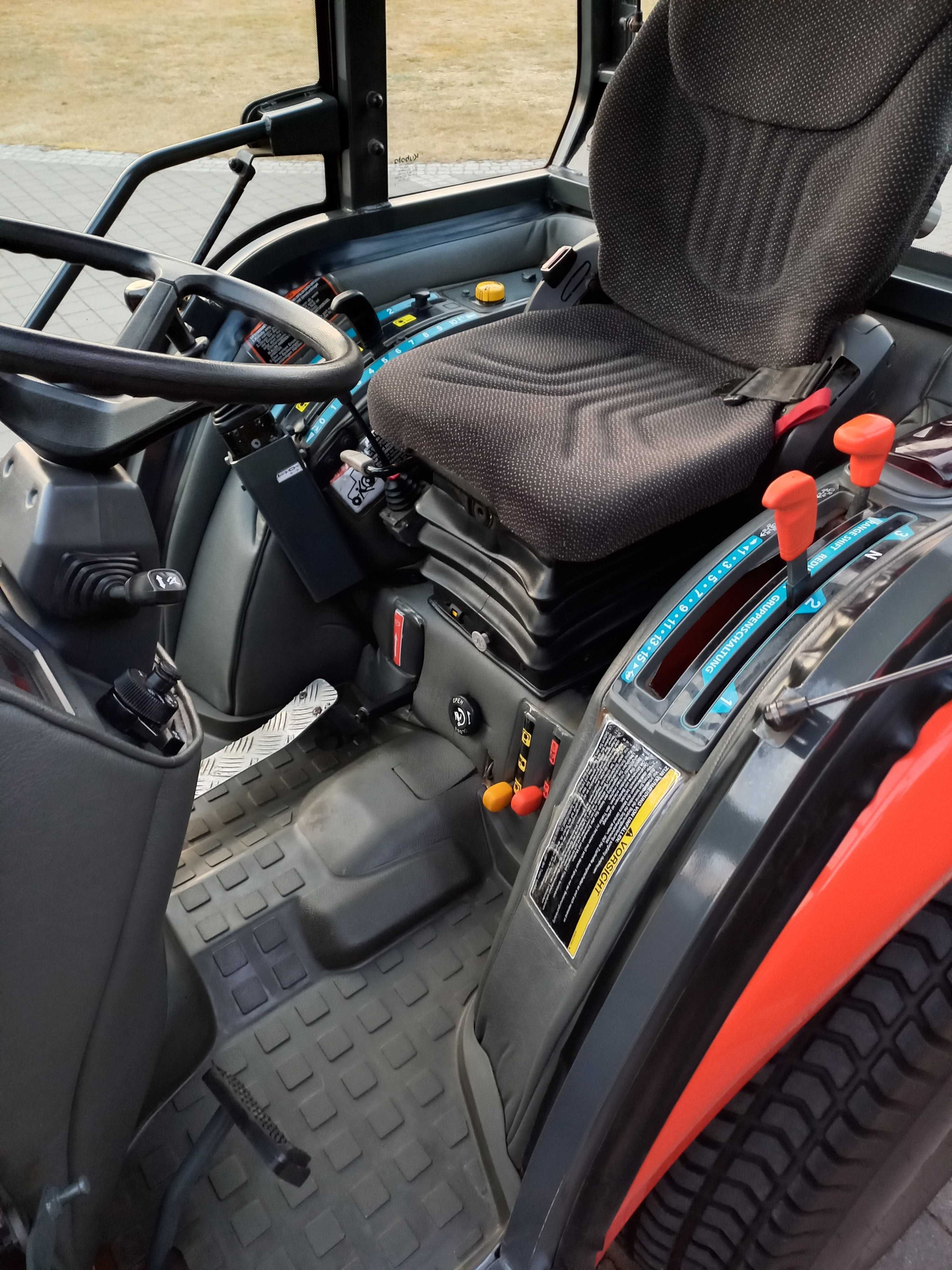 Traktorek Kubota STV