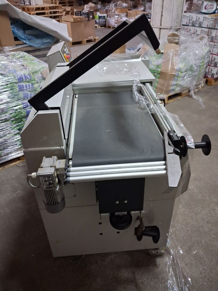 Zgrzewarka do pakowania Pakowaczka termokurczliwa SmiPack FP560A