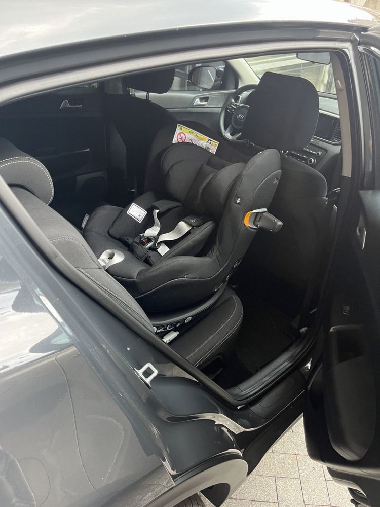 Автокресло Cybex Sirona Zi i-Size Plus Deep Black