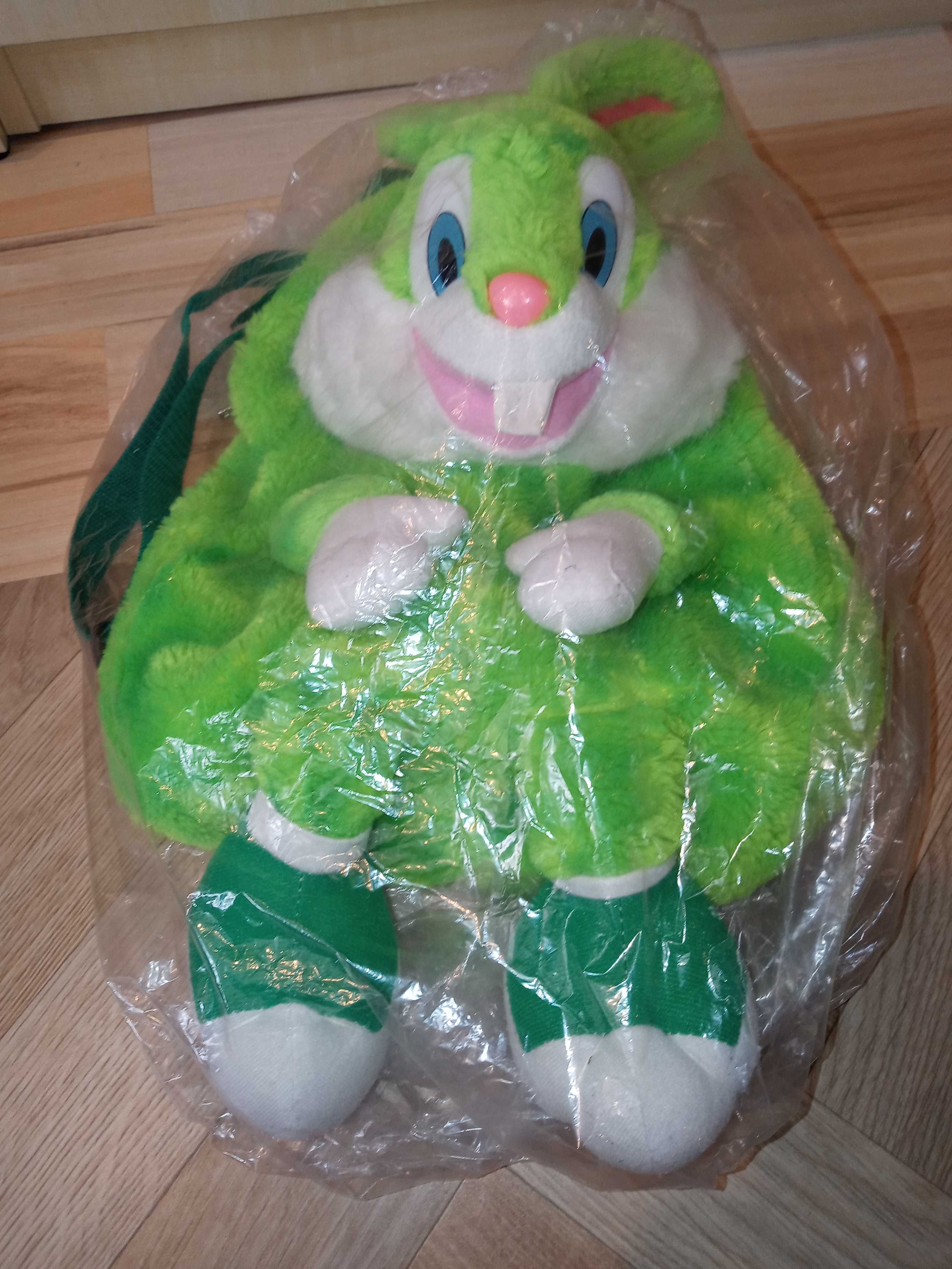 Plecak z zajączkiem, króliczkiem dla małego dziecka, pluszowy.