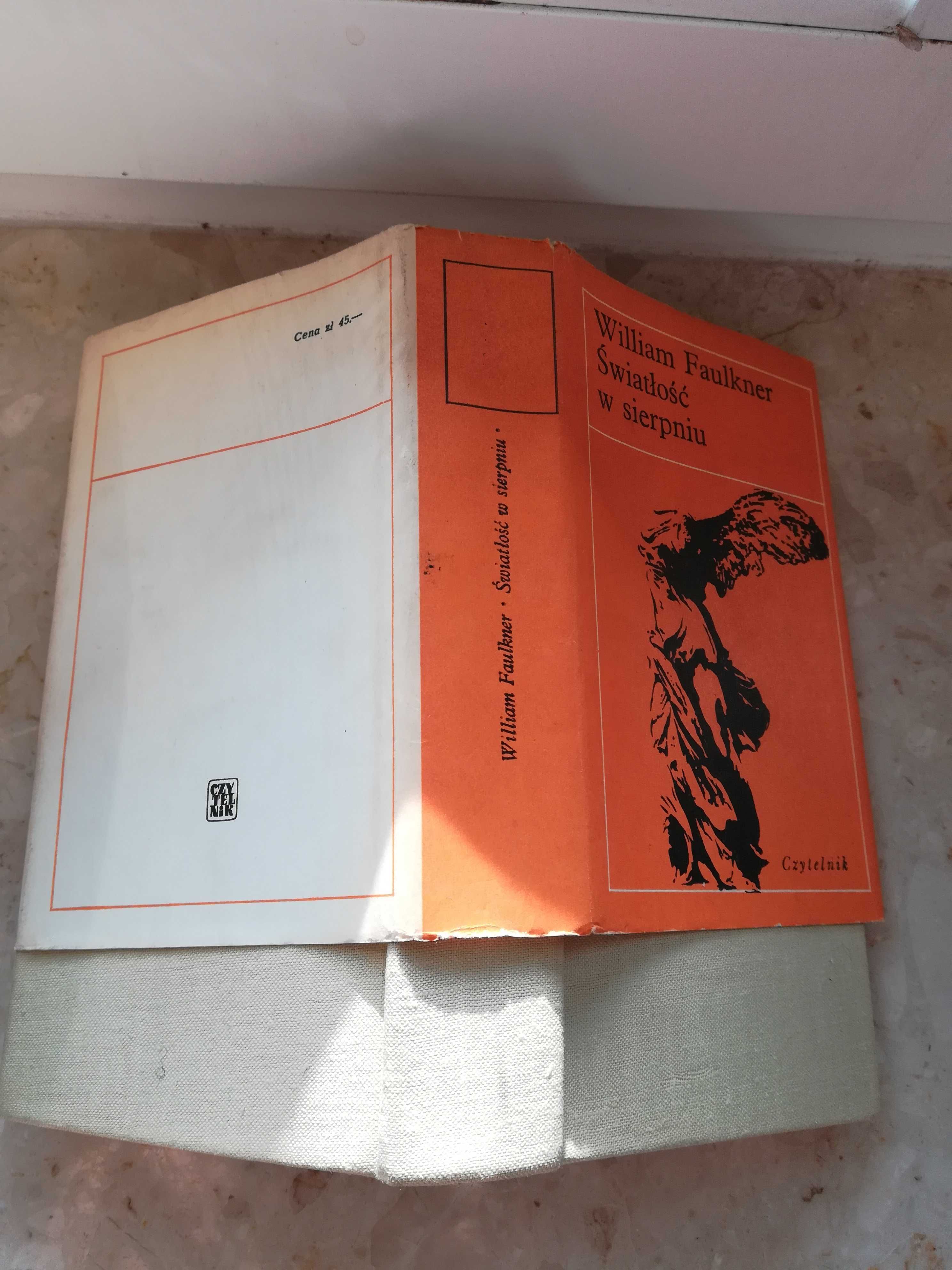 William Faulkner "Światłość w sierpniu"