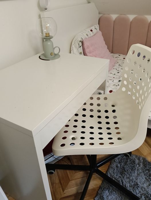 Zestaw biurko i krzesło obrotowe IKEA