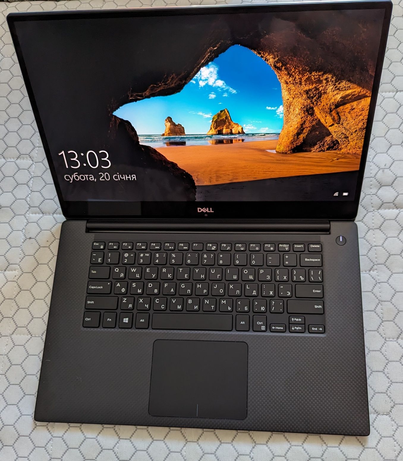 Dell XPS 9570 4K Touch  I9-8950