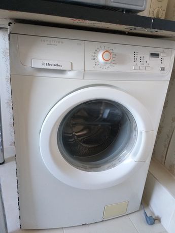 Продам стиральную машину-автомат