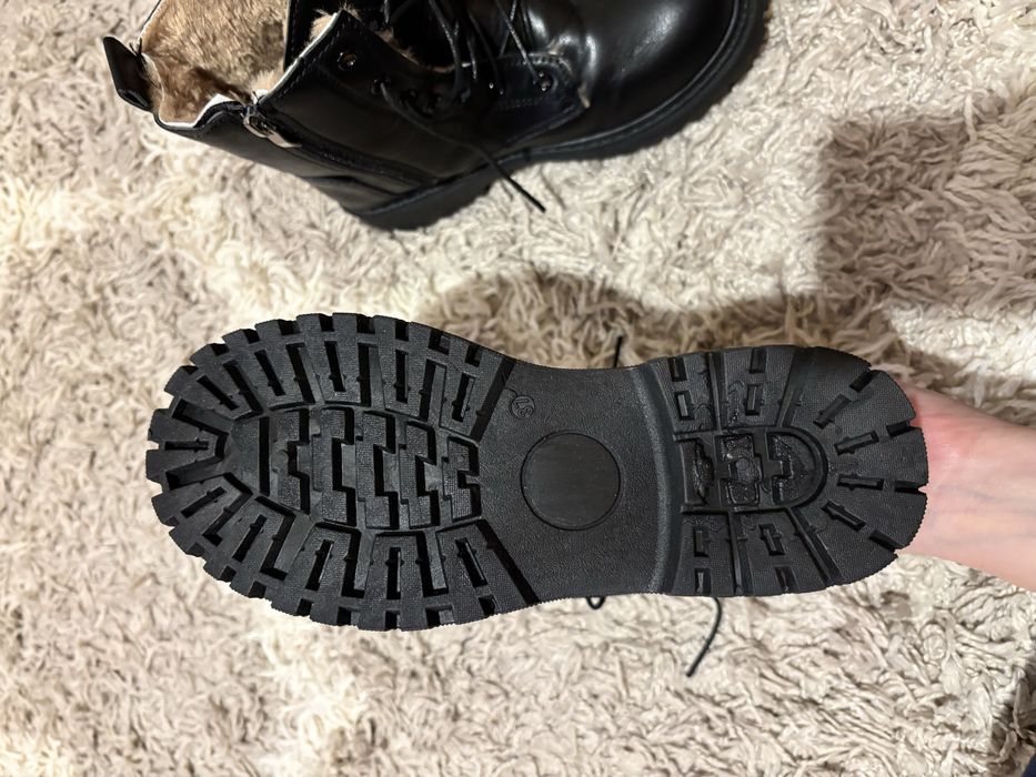 Buty zimowe czarne mocno ocieplane roz. 36