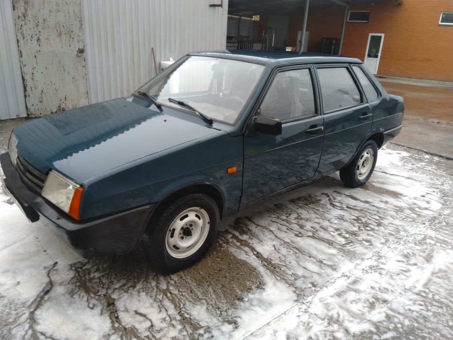 Ваз 2199 на повному ходу