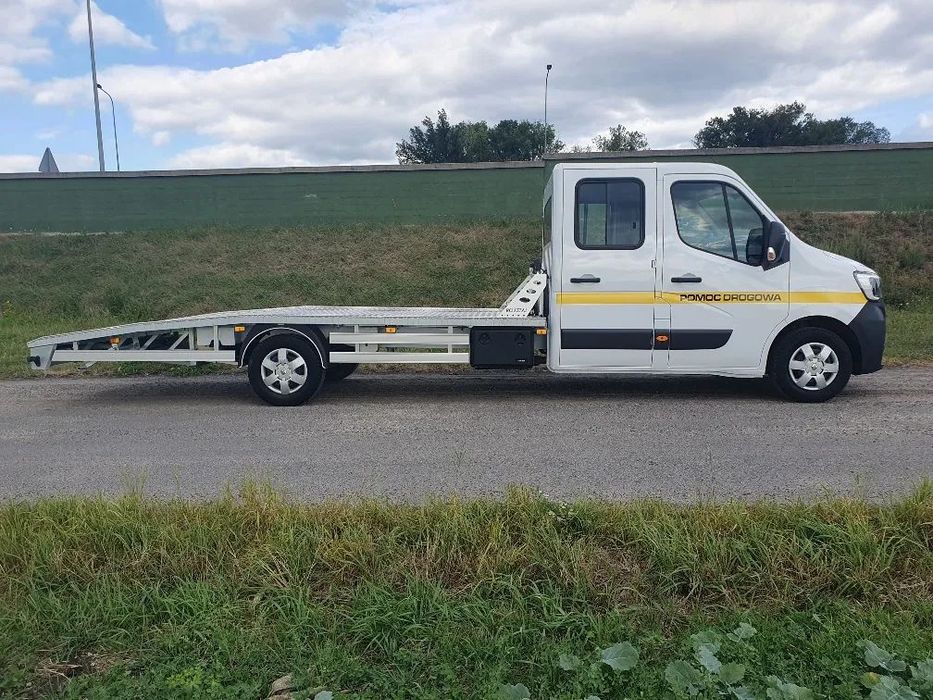 Renault MASTER  Laweta Doka 7 Osób Jak Nowa Hak 3.5t Nowy Najazd