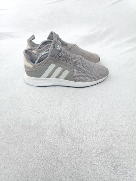 Мужские кроссовки Adidas р41.5