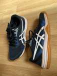 Halówki Asics roz 42