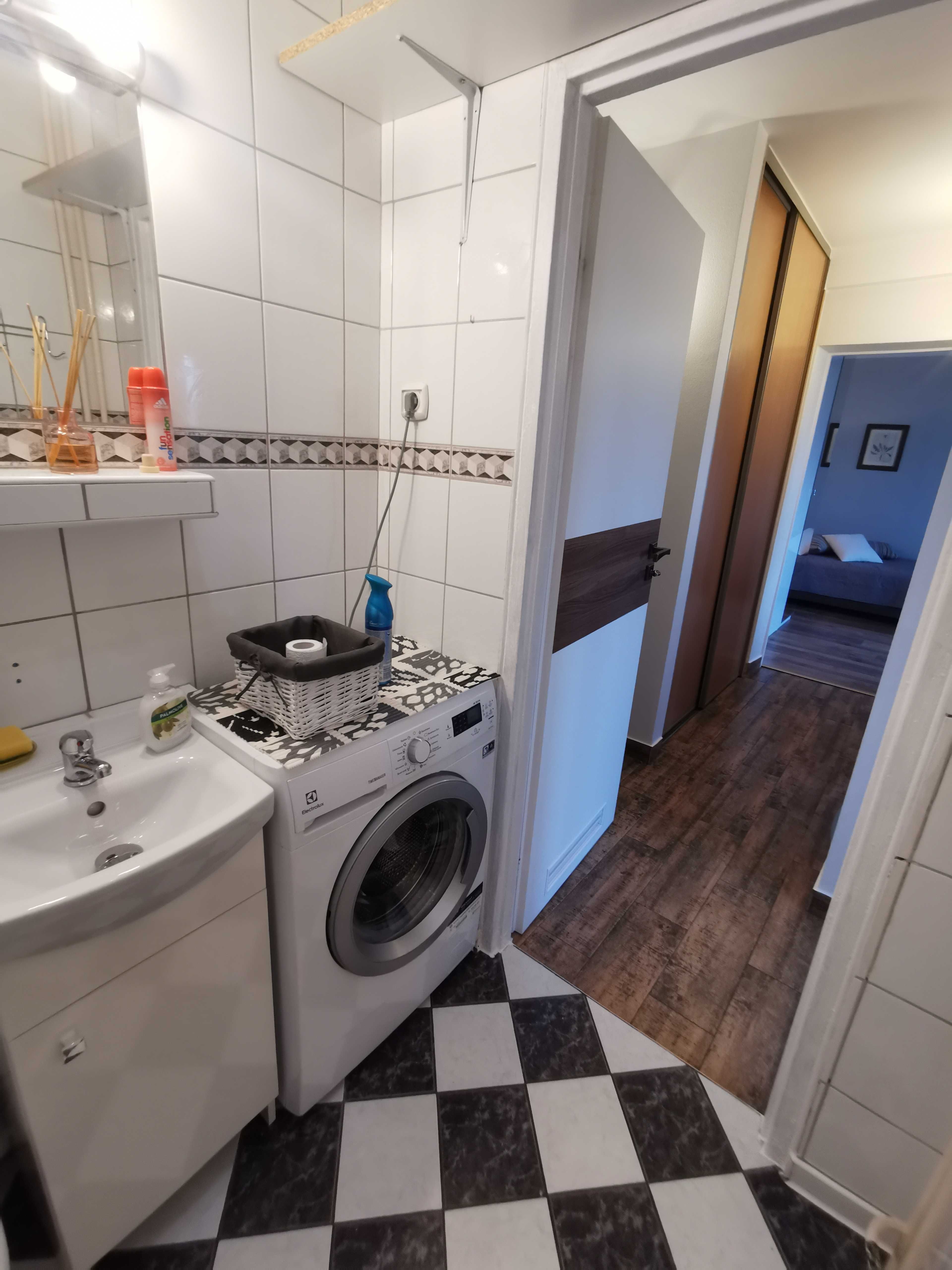 Wynajmę mieszkanie 2 pokoje osobna kuchnia róg Rydla / Bronowicka