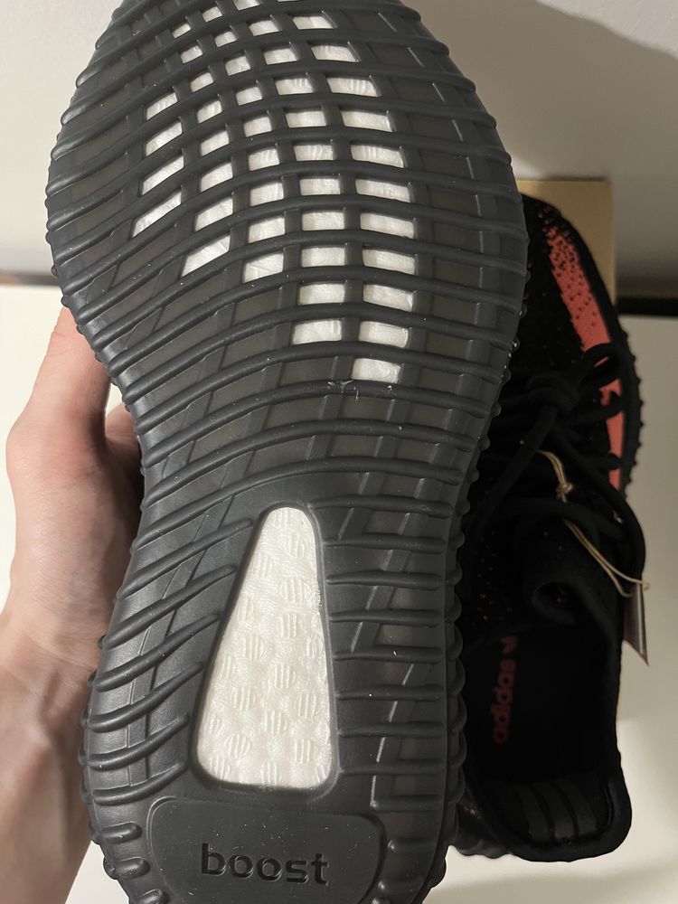 Adidas Yeezy Boost 350 V2 Core Black Red Stripe