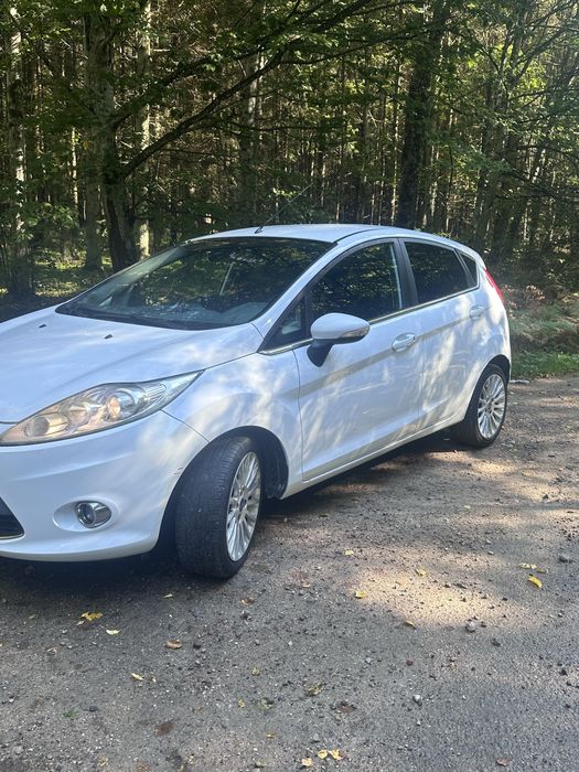 Ford fiesta 1.6 Diesel 2011 rok