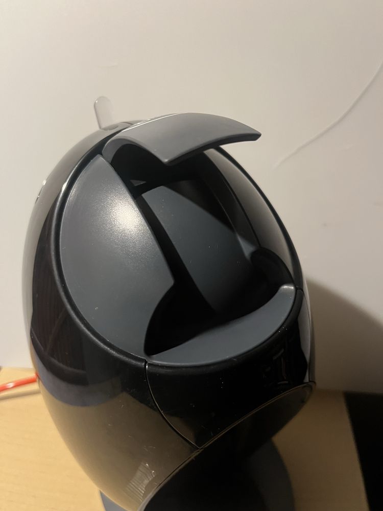 Ekspres kapsulkowy Delonghi EDG250.B/ sprawny w 100%