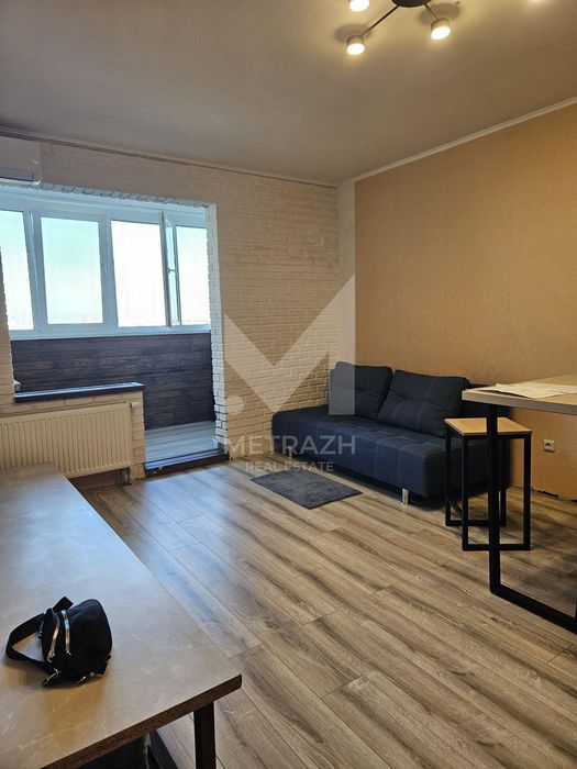 Ефектна 1К 49м²! Кухня 17.5м². Балтійський провулок, 5!