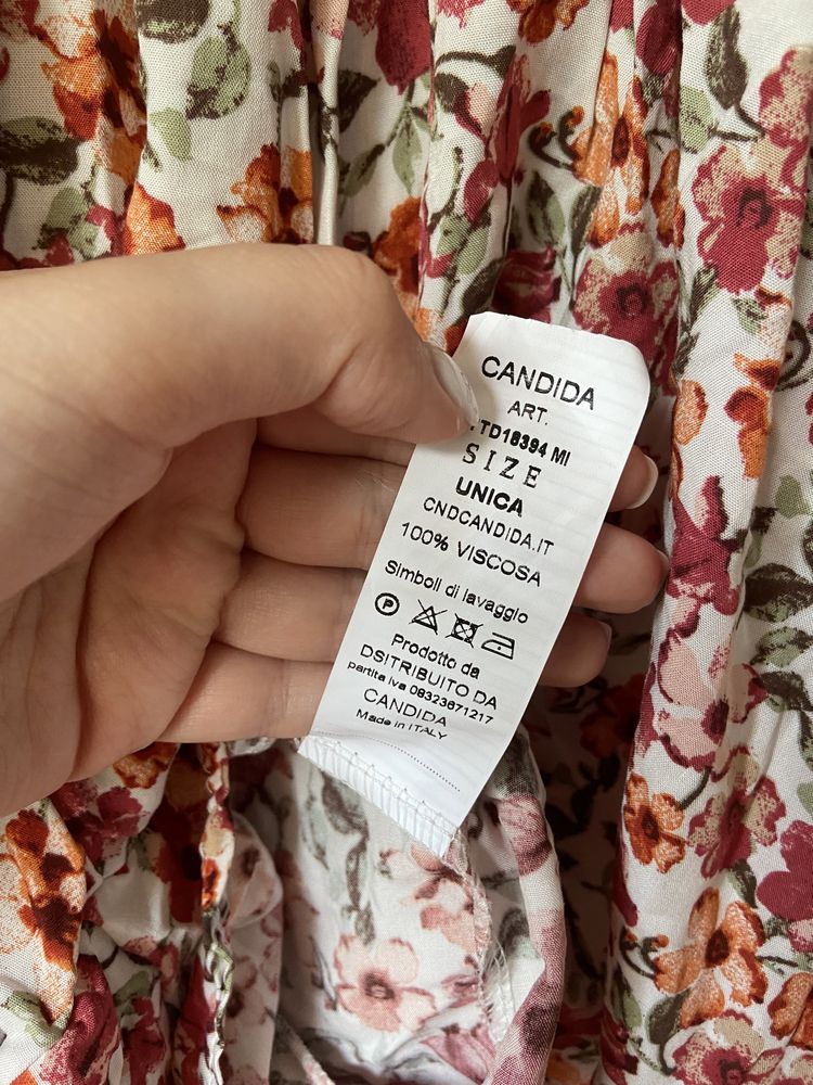 Kombinezon w kwiaty na lato