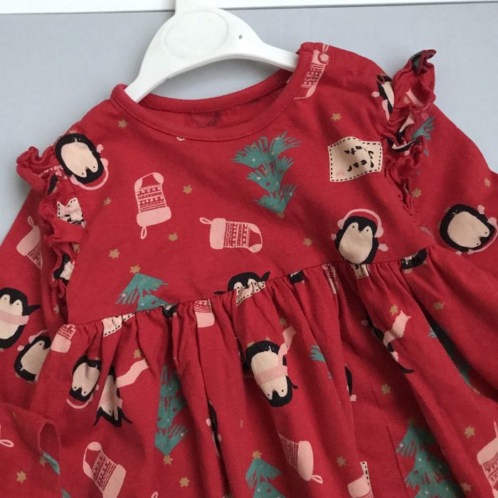 Сукня неймовірно гарна новорічна різдвяна 12-18 м