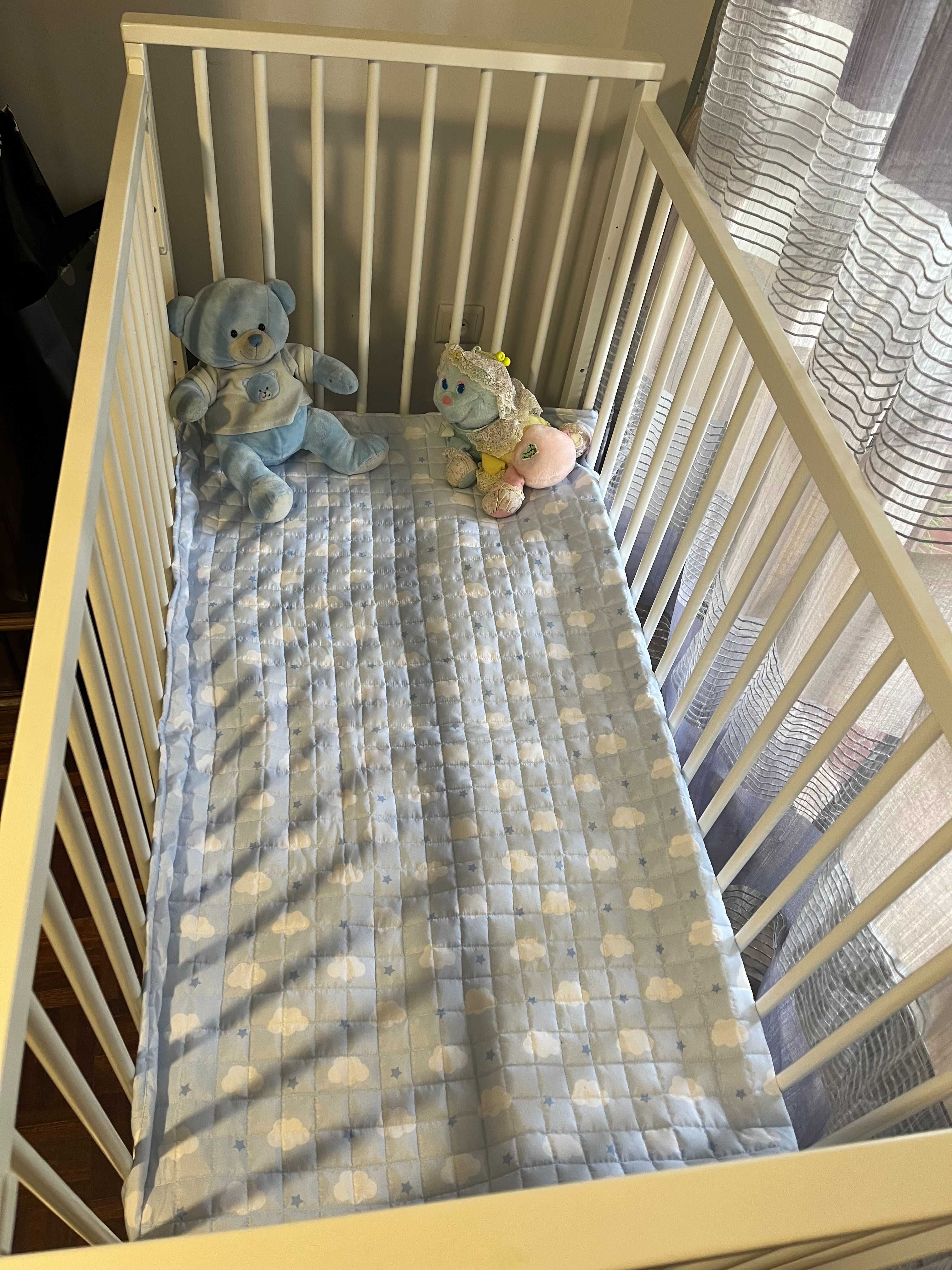 Cama bebé branca