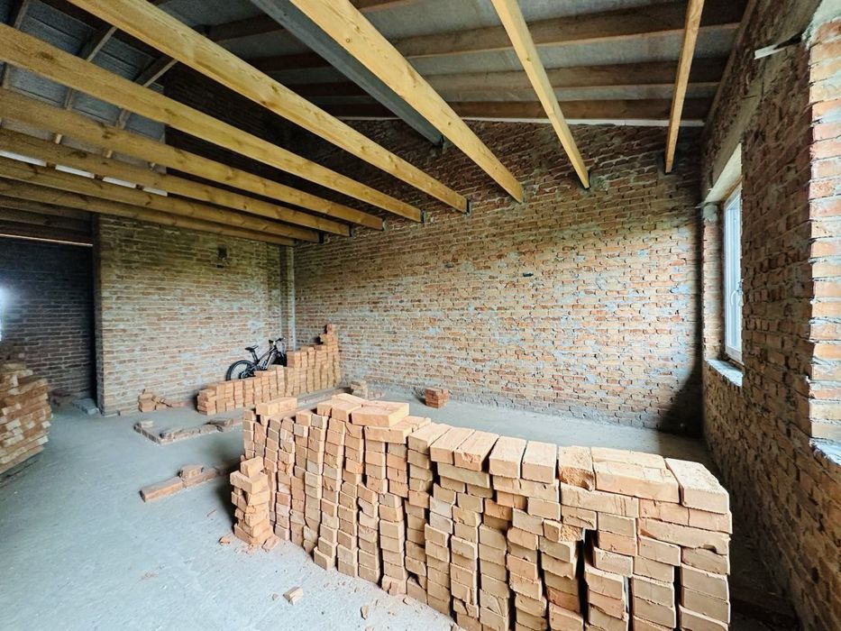 БЕЗ КОМІСІЇ, готовий кутовий таун, можна заходити на ремонт