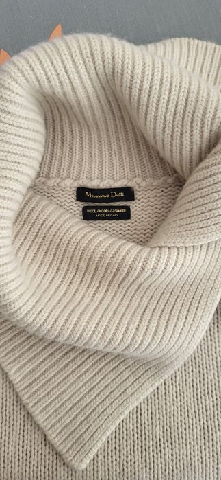 Poncho em Lã Massimo Dutti S / M