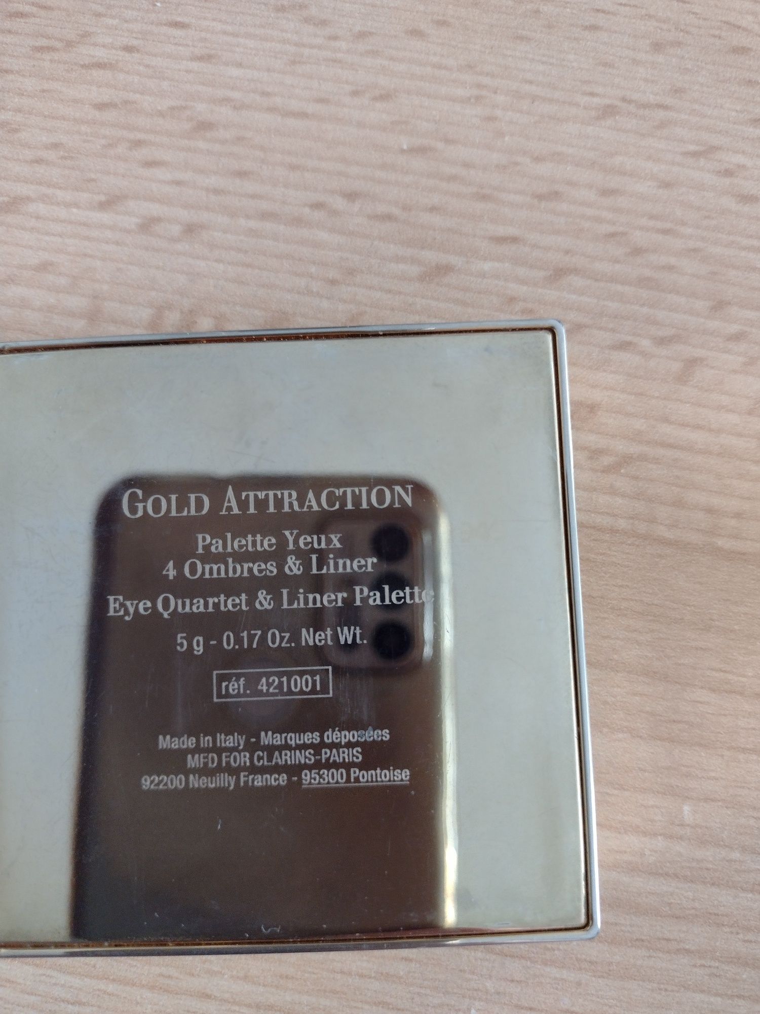 Paletka Clarins Gold Attraction, w stylu retro vintage