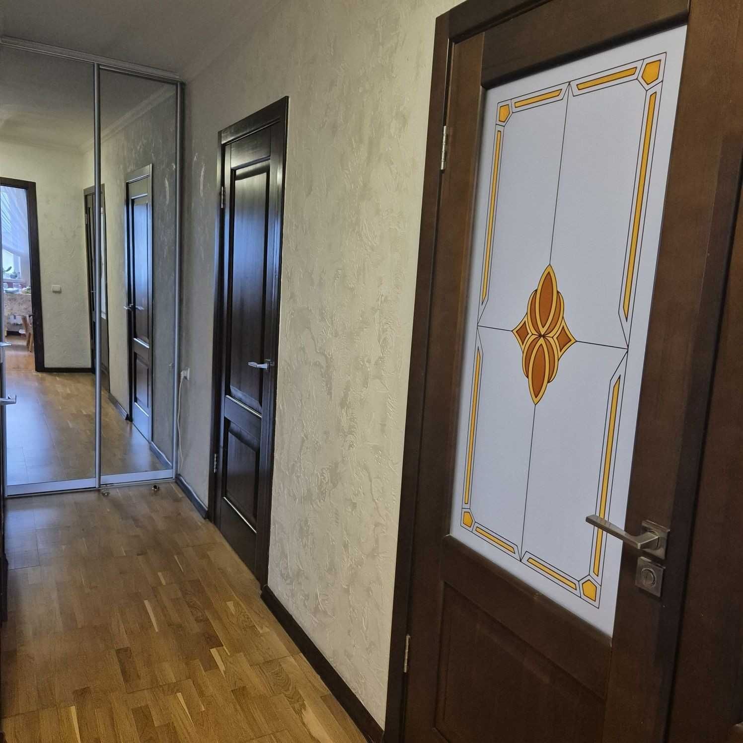 Продам затишну мебльовану 2 кімнатну квартиру. Покровський .