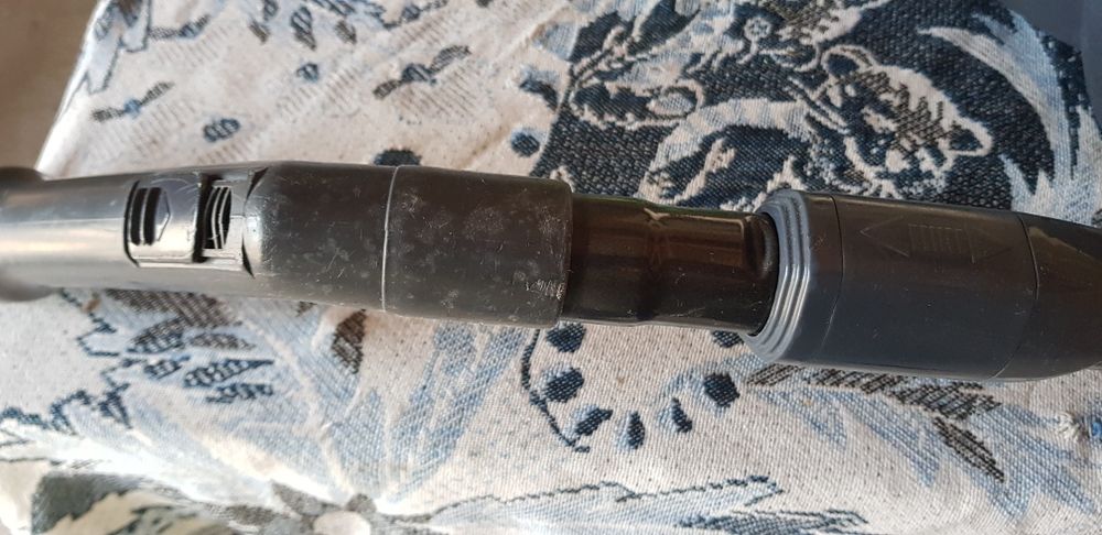 Пилосос LG продам