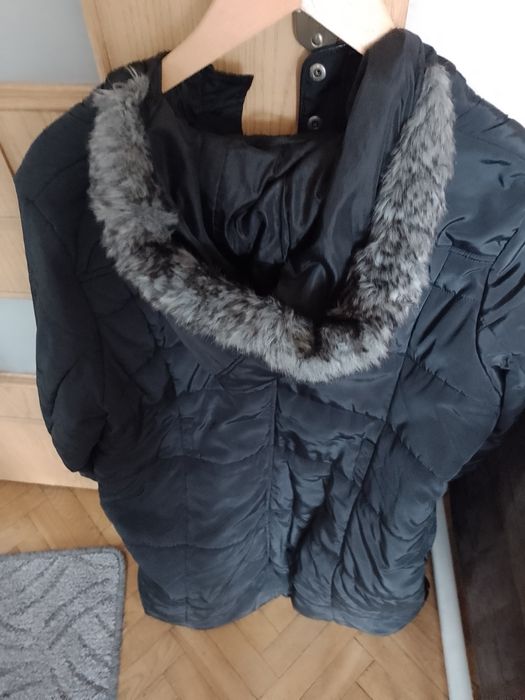 Piękna zimowa kurtka F&F rozmiar 48