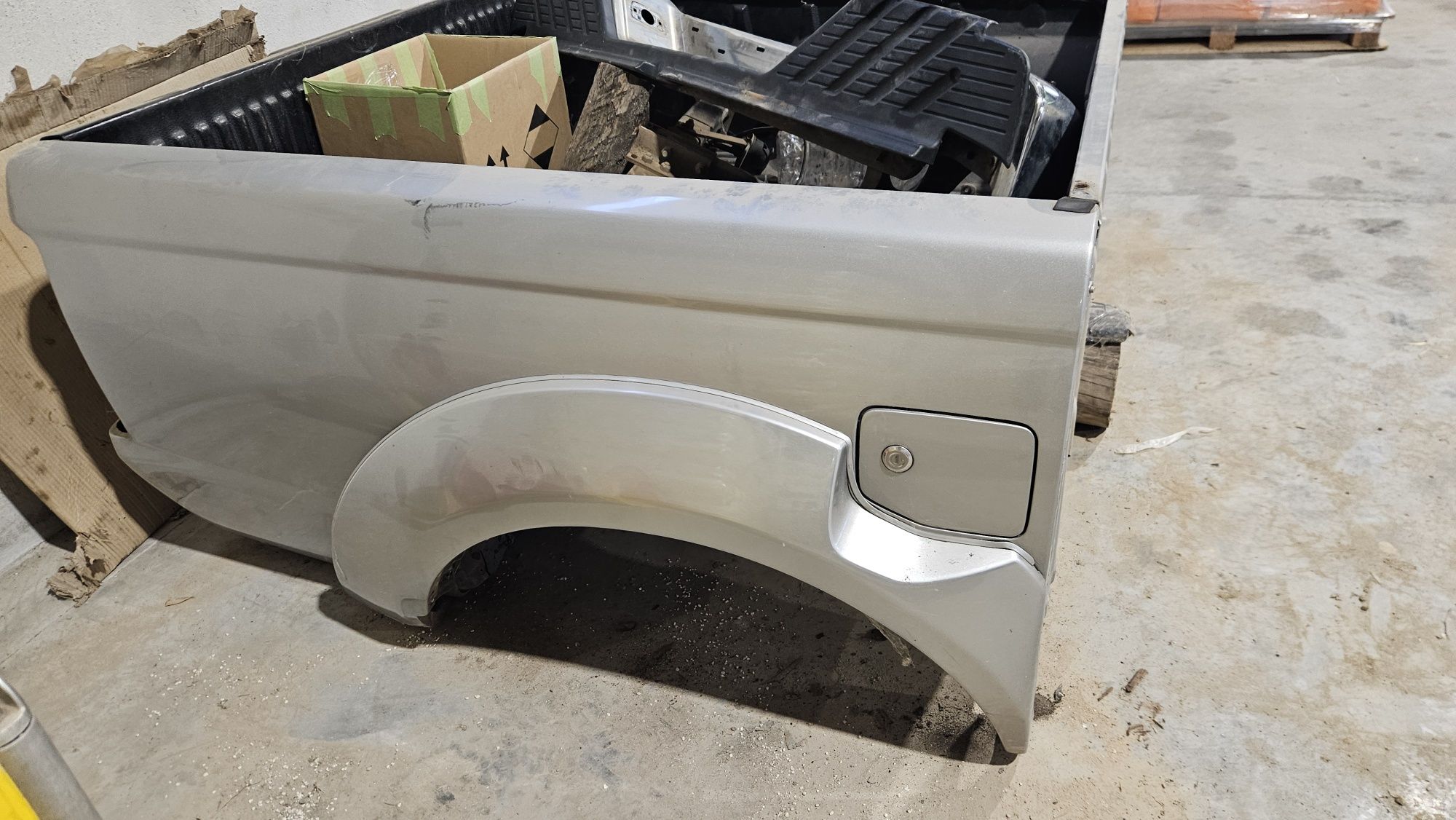 Caixa Metálica Nissan Navara D22