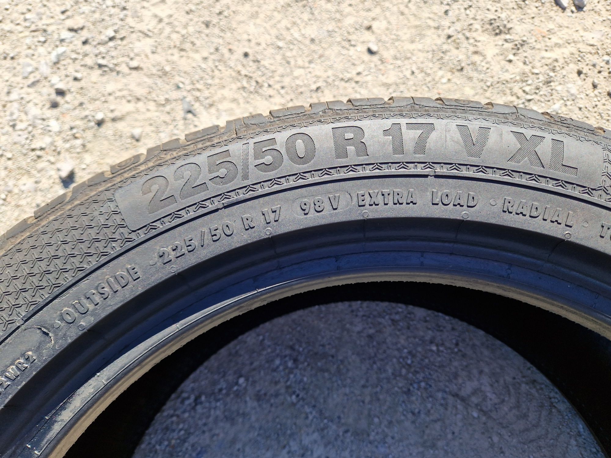 Opony letnie Barum Bravuris 3  225/50r17 (98V) XL