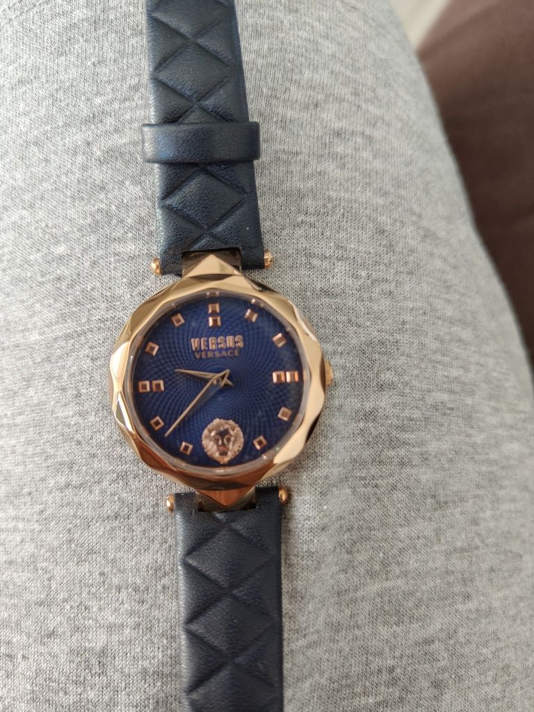 Zegarek Versus Versace Vsphk0420 Damski Niebieski Kwarcowy