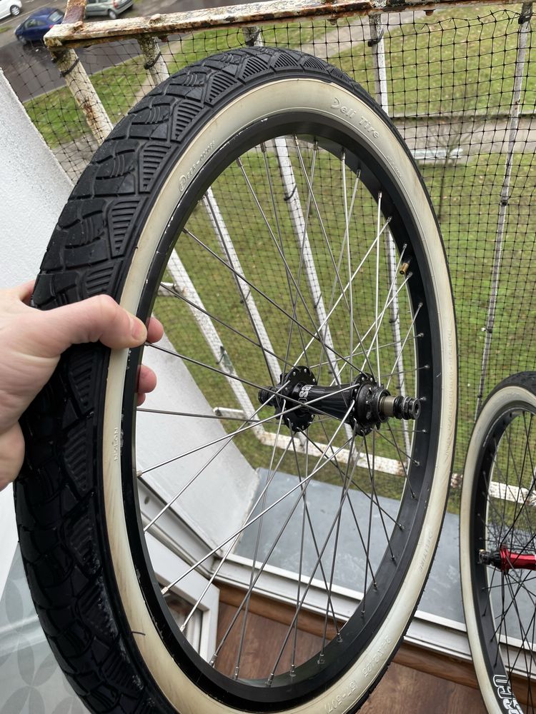 Koła w komplecie na MTB Street 24