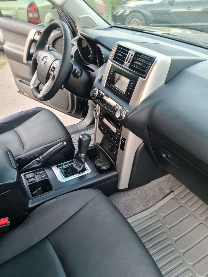 Продам Toyota LC Prado diesel 2012год