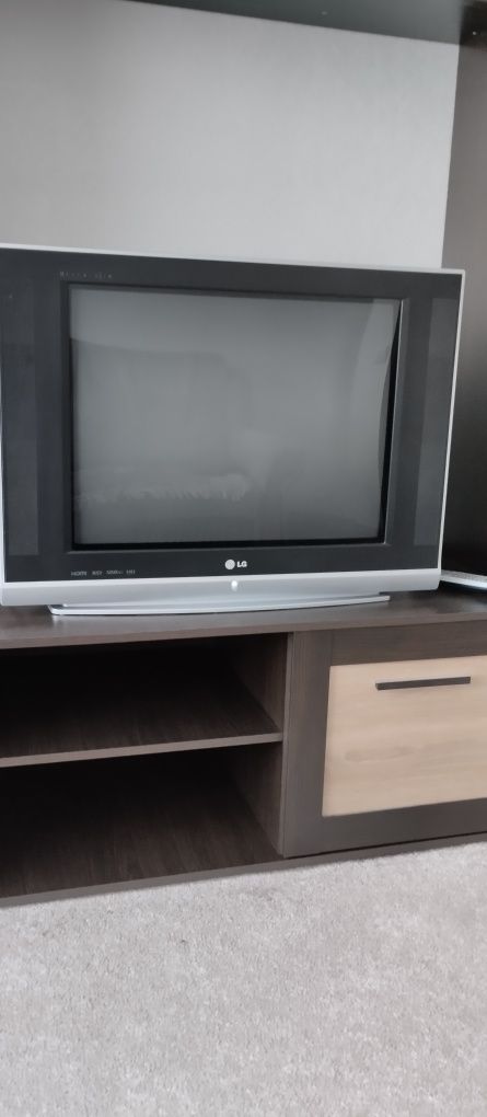 Продам телевізор LG 29FS7RNX