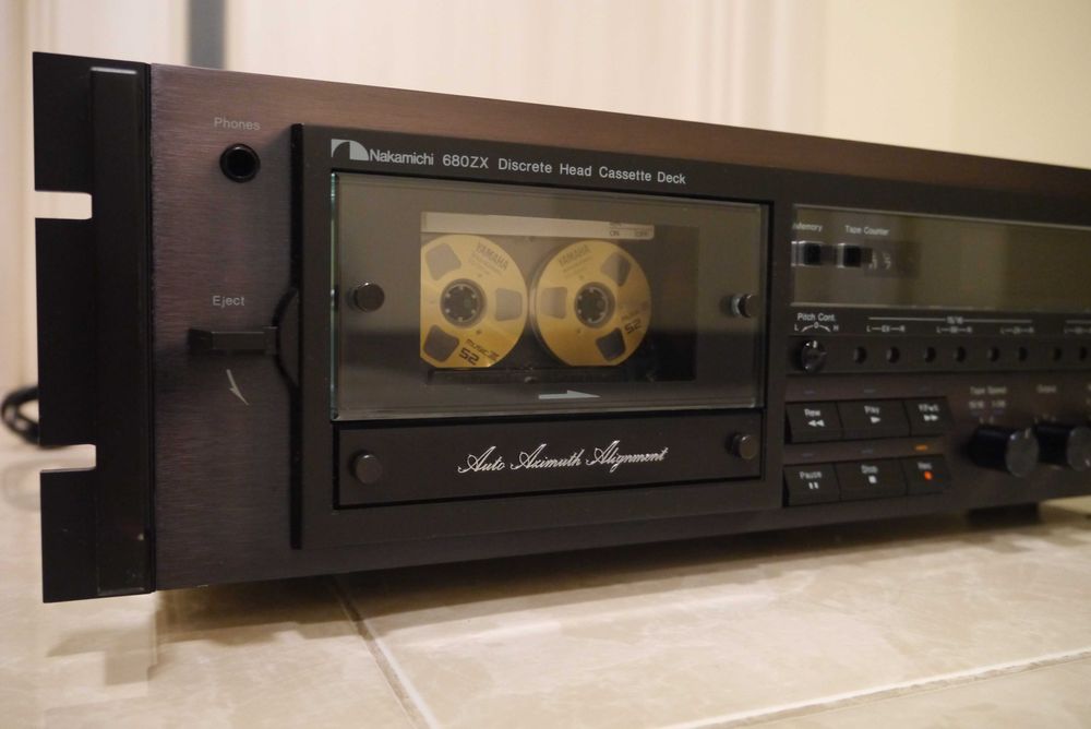 Касетна дека Nakamichi 680ZX (2 швидкісна, автоазимут).