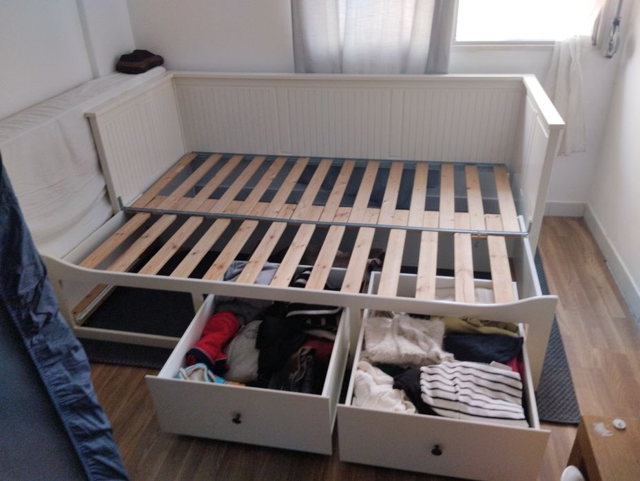 Cama individual dupla com 3 gavetas