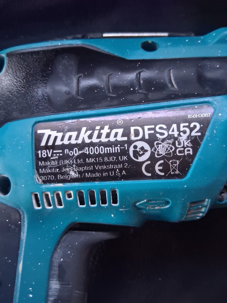 Makita dfs 452 z