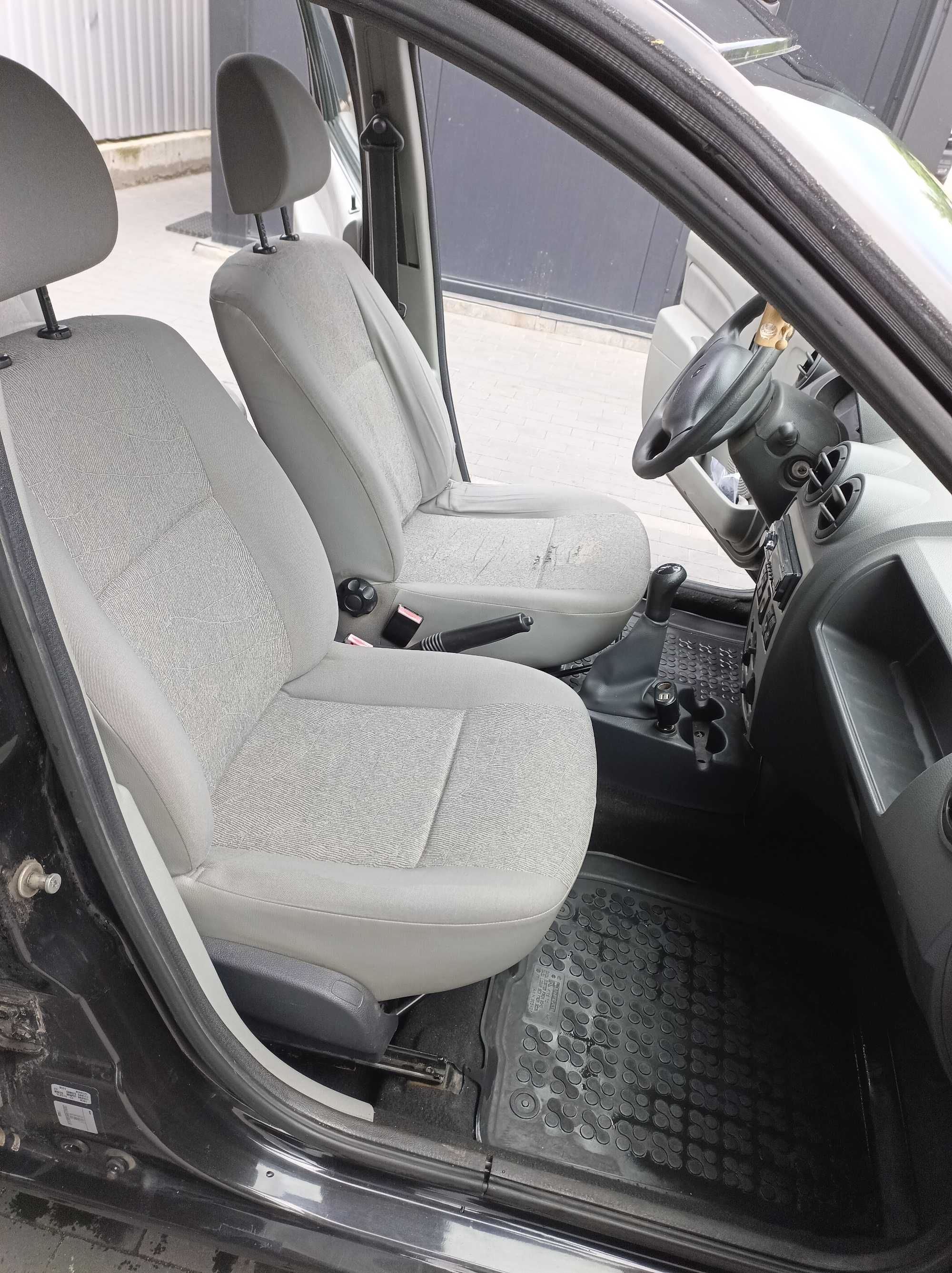 Продам Renault Logan MCV 2011