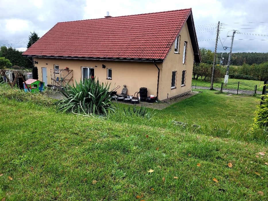 Sprzedam dom w malowniczej okolicy