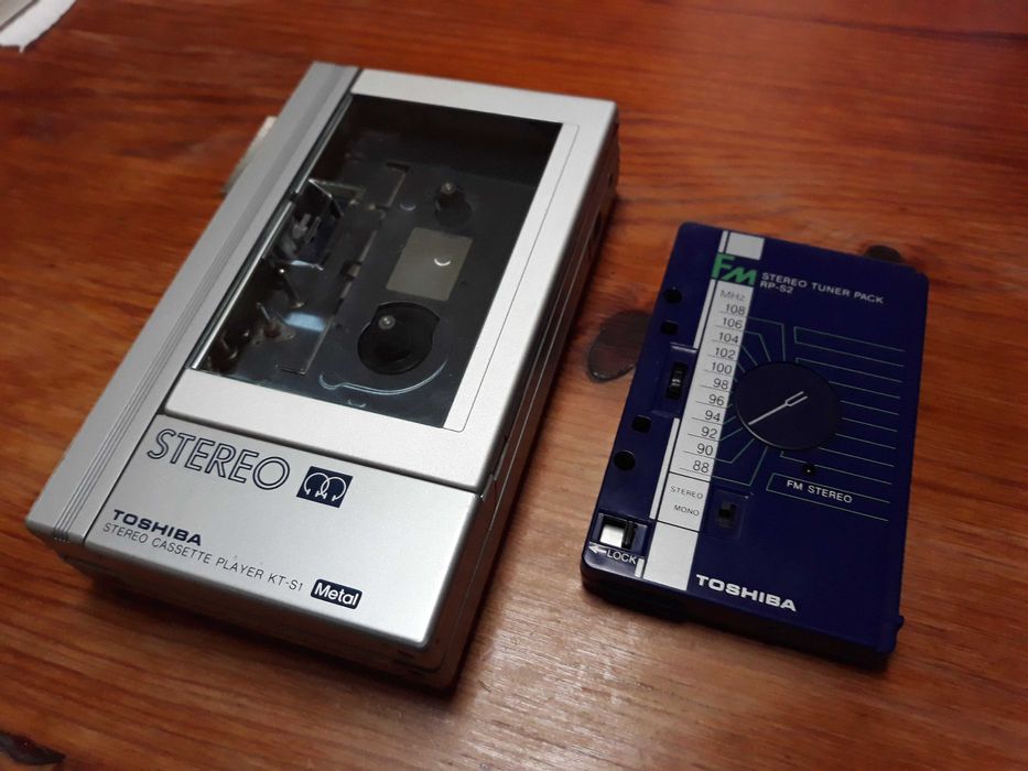 Walkman Toshiba KT-S1, 1983. A funcionar, c/pack rádio, cassetes Metal