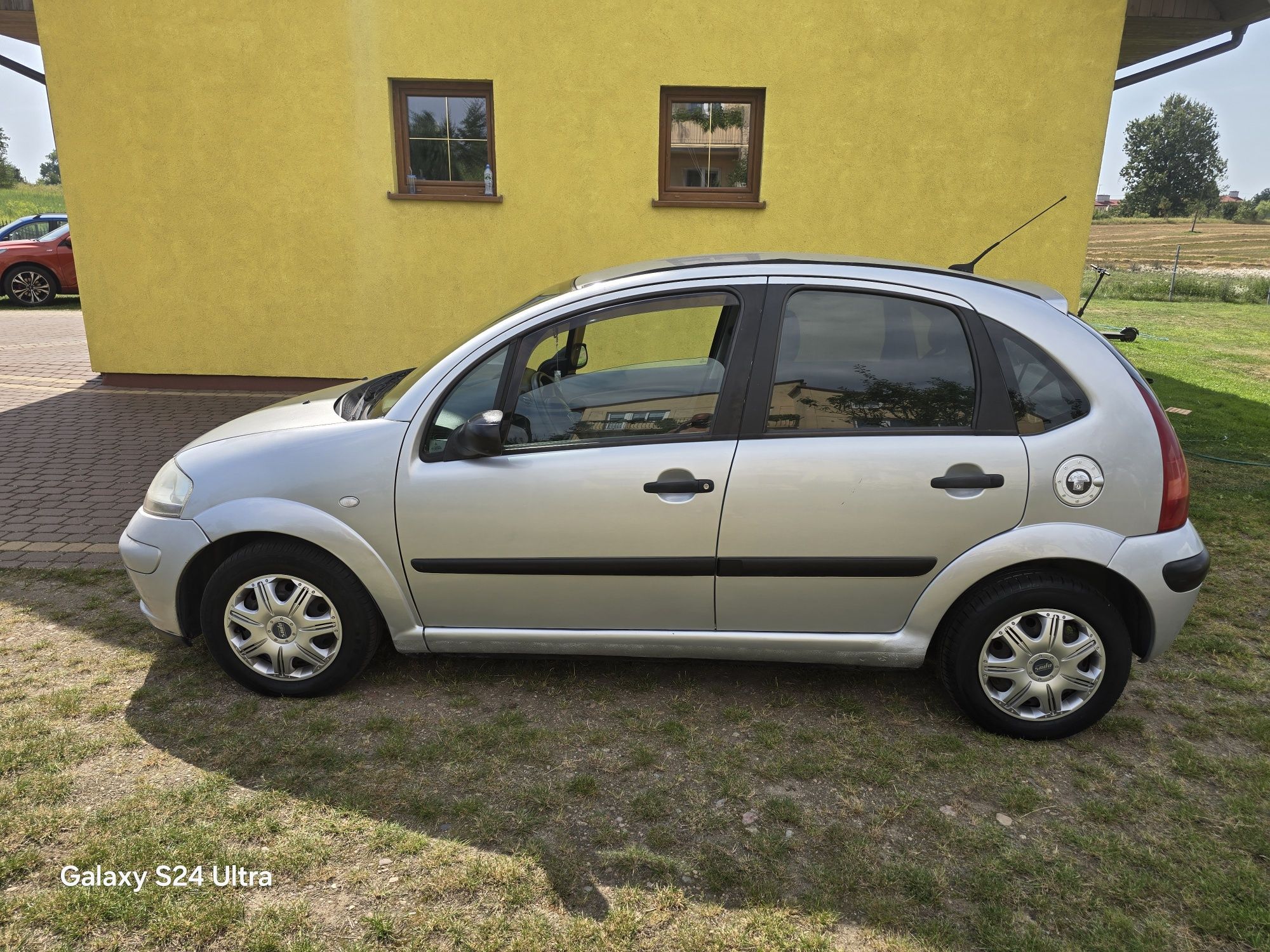 Citroën C3 1.1 8VBenz 2004r