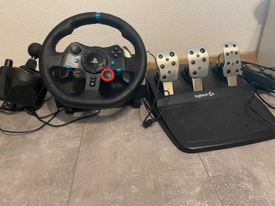 Kierownica LOGITECH G29 ze skrzynią biegów, objęta gwarancją, jak nowa