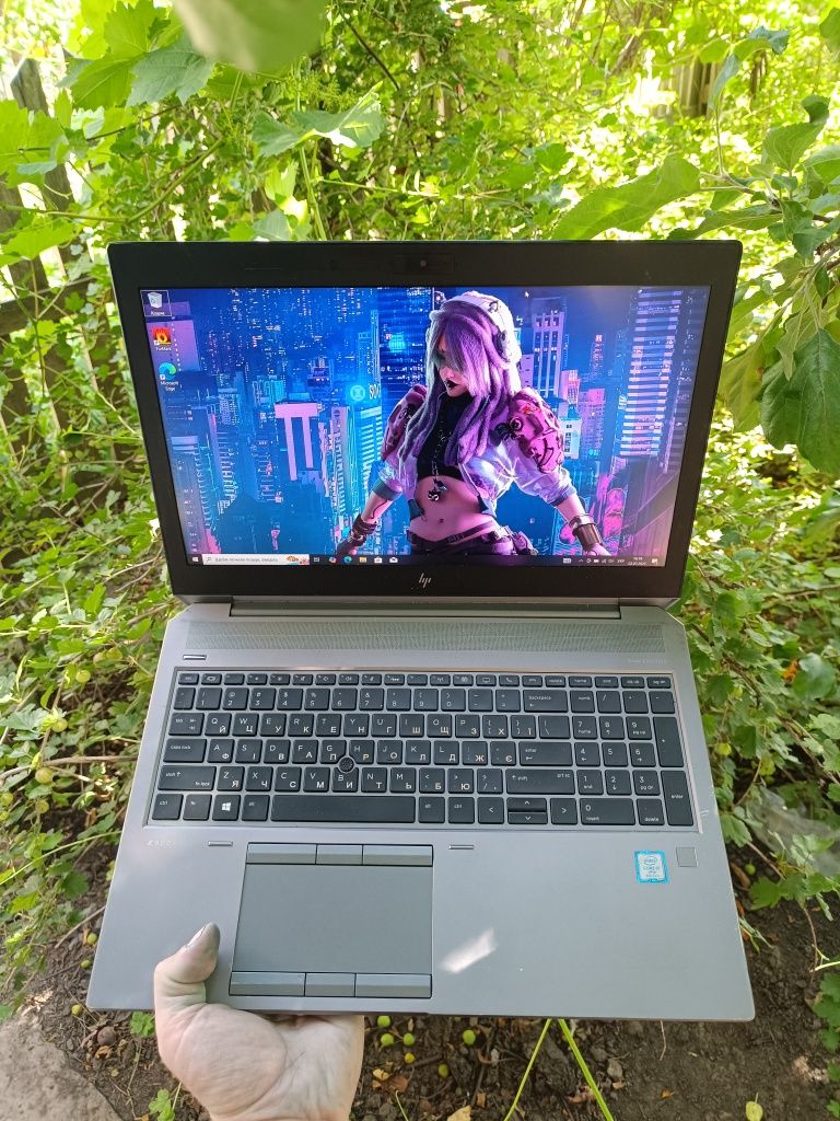 6 ядер, Ігровий ноутбук HP (i7 8850H/16/512/P1000 4GB)
