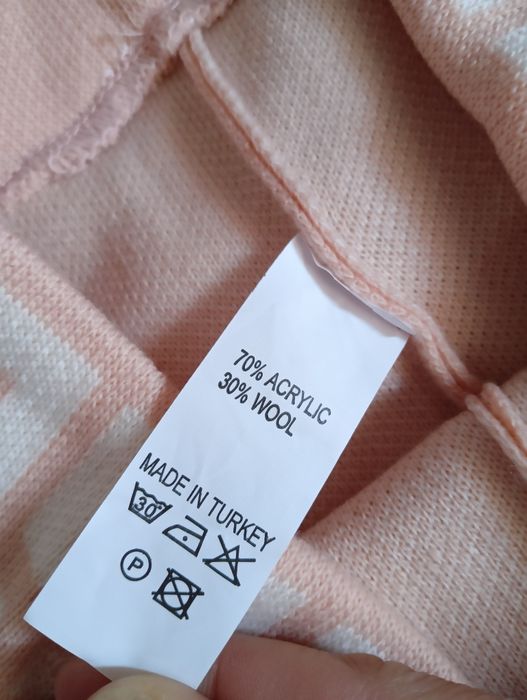 Nowy dres dzianinowy, dres sweterkowy, r. M/L