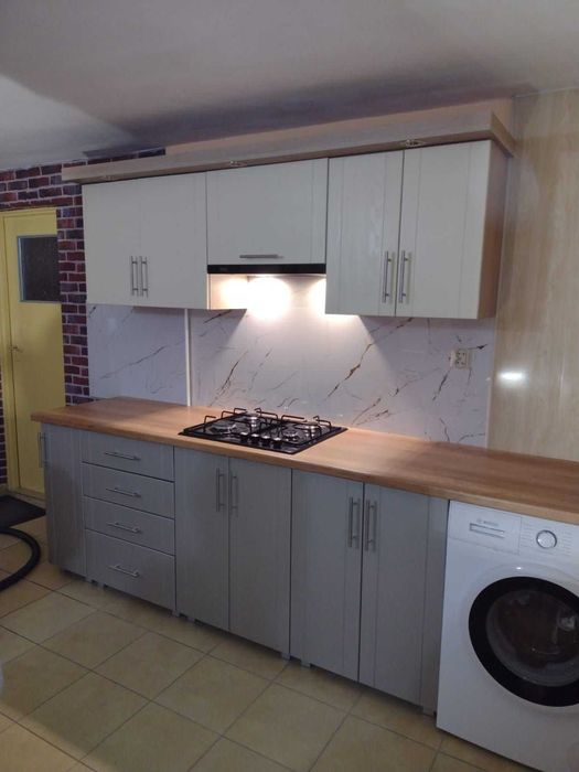 Meble kuchenne (płyta lub drewno)