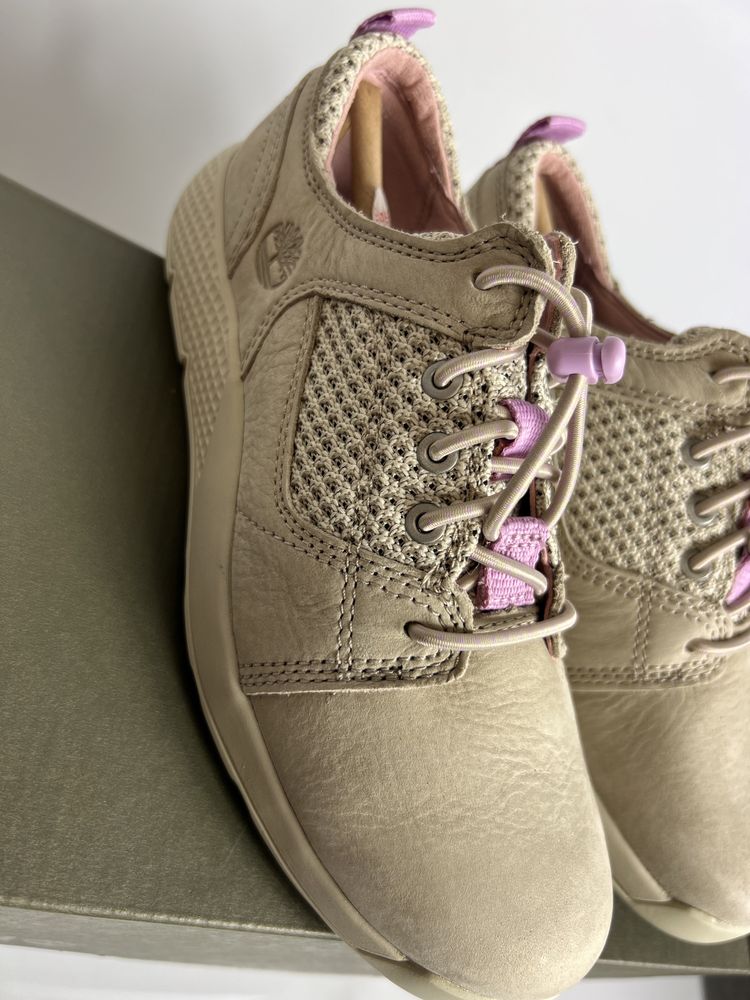 Nowe sneakersy dziecięce Timberland buty dziecko 33 outlet