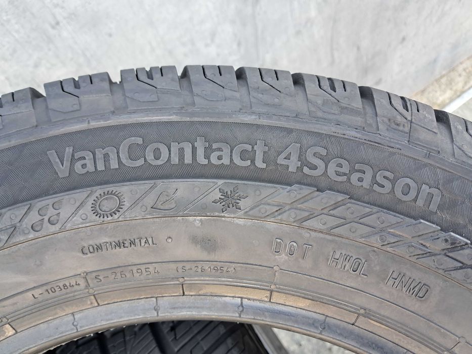 Резина зима 90% Continental 215/65 R16C Van Contact Four Season