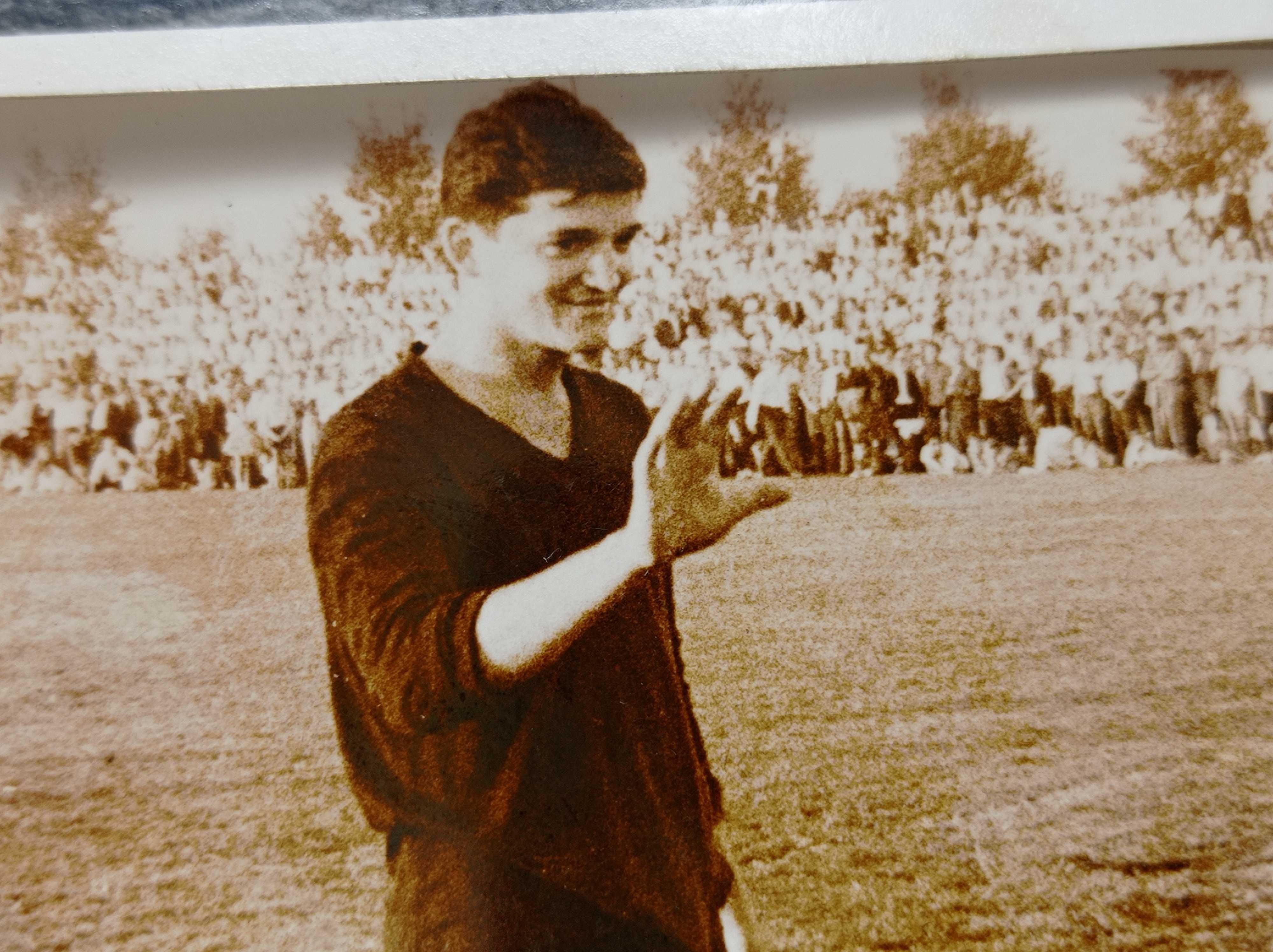 Stal Mielec - piłka nożna - kolekcja zdjęć z lat 1960-70 - 19 sztuk.