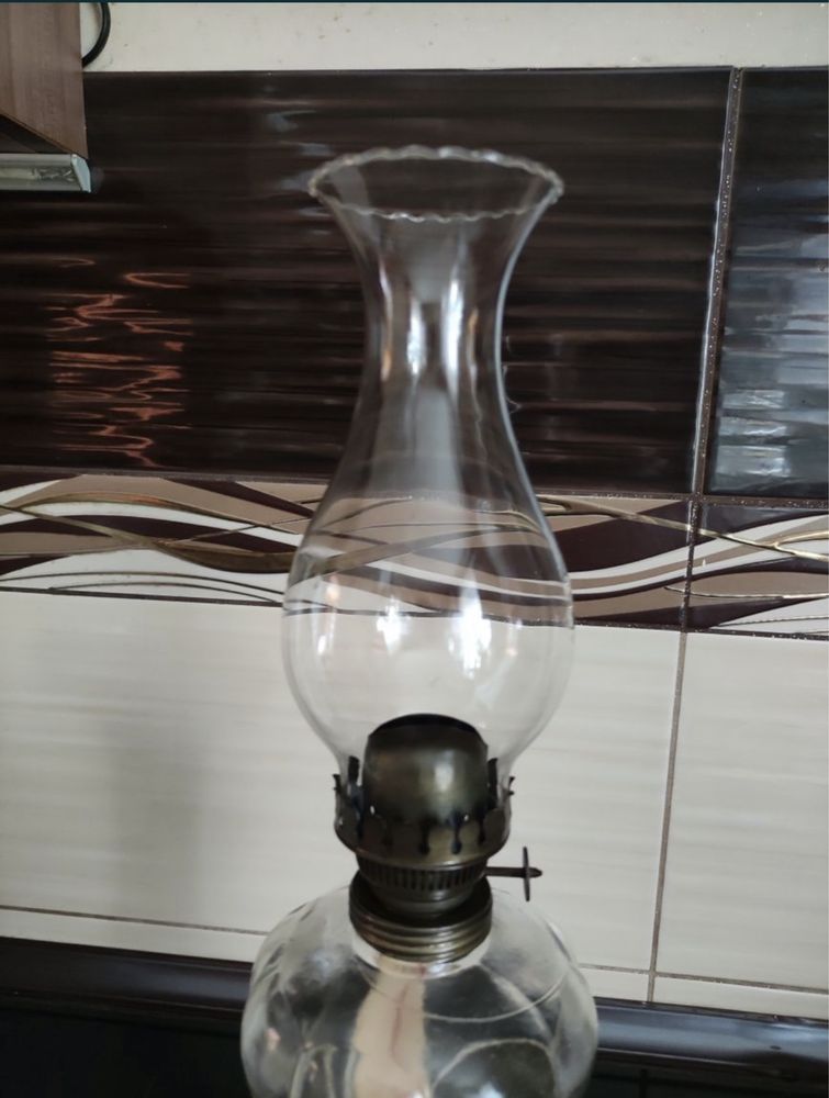 Duża szklana lampa naftowa nr.5946