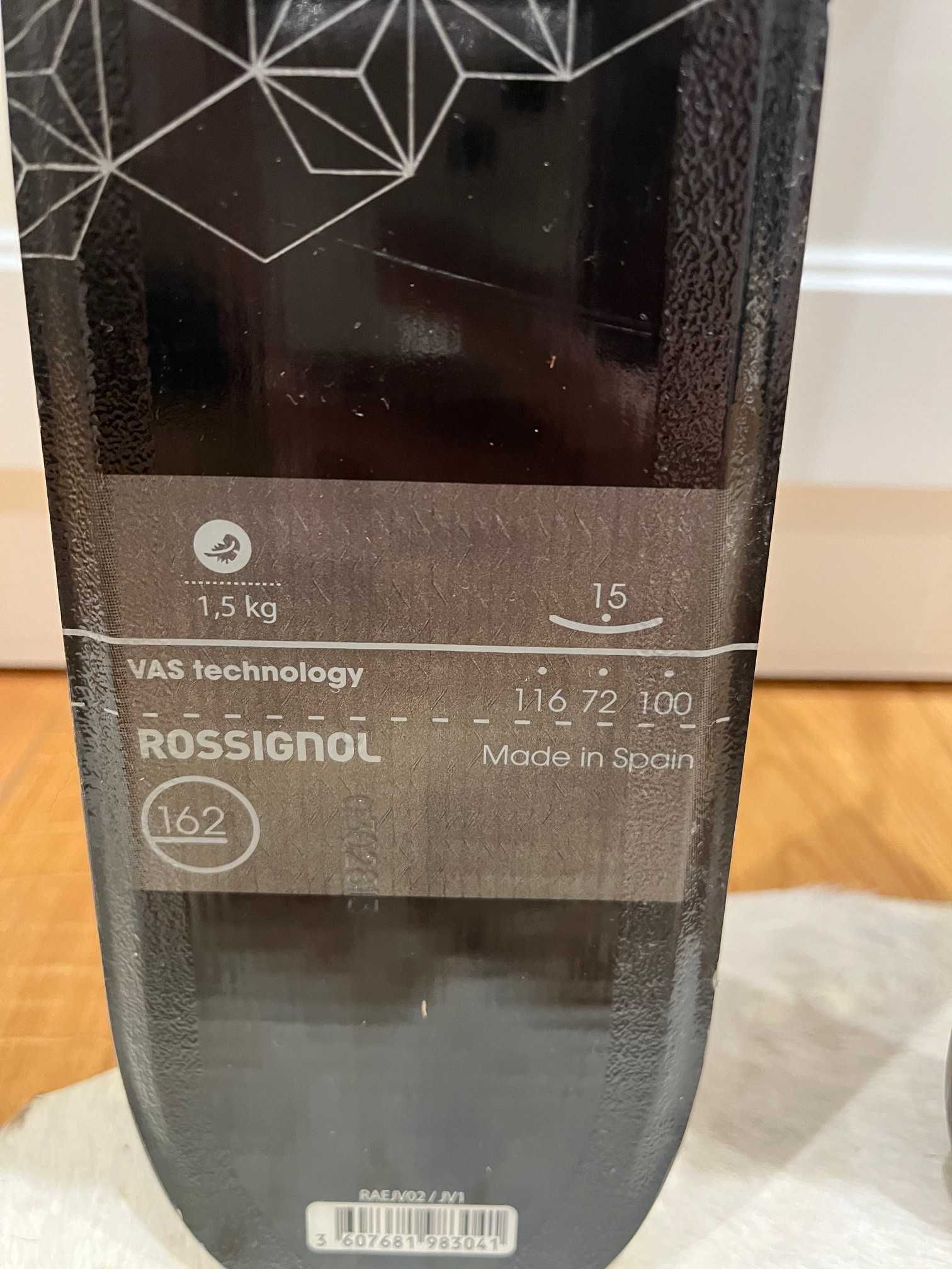 Nowe narty ROSSIGNOL Attraxion 162 CM z kijkami i pokrowcem na narty