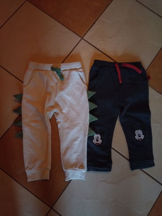 Spodnie dresowe dla chłopca rozmiar 86